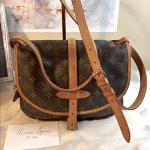 Authentic Louis Vuitton Saumur 30 Crossbody